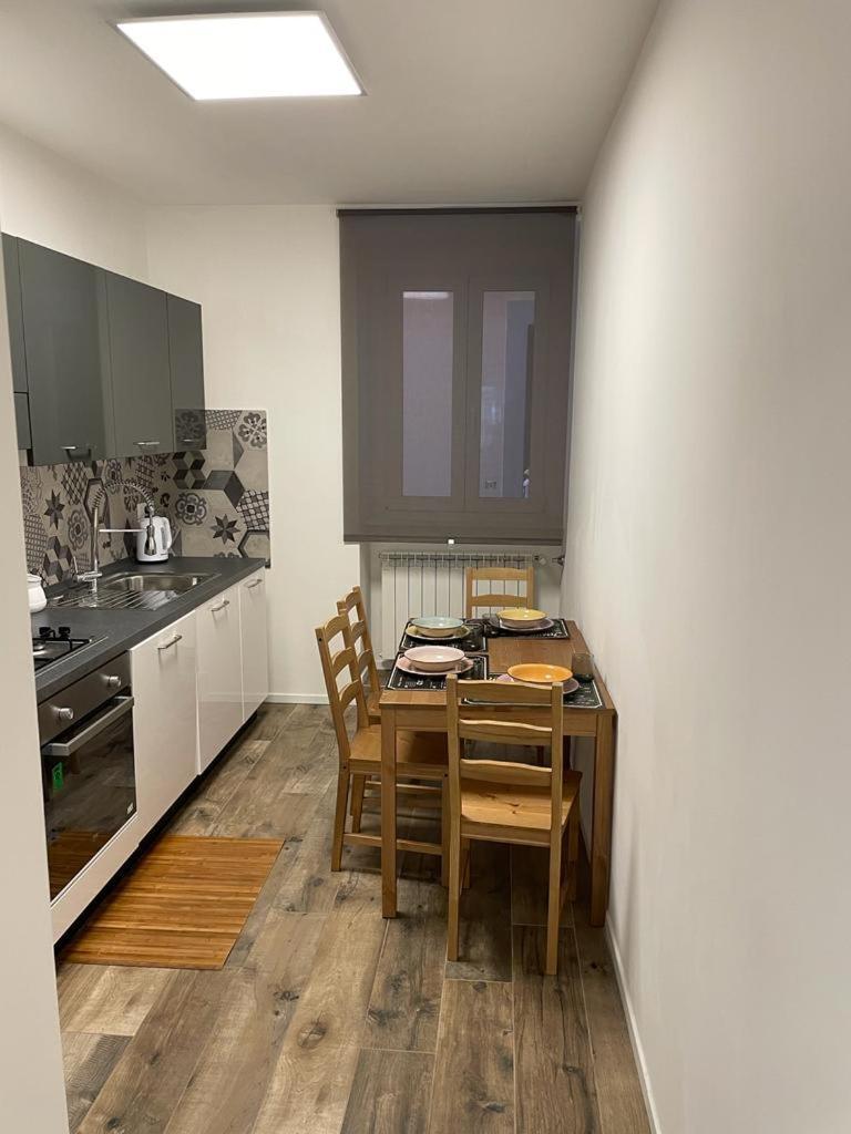 Casa Vacanze Ginevra 1 Trieste Bagian luar foto