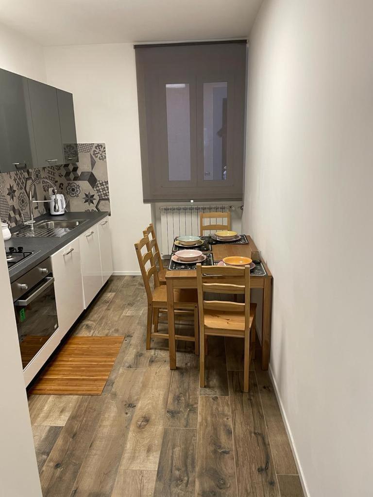 Casa Vacanze Ginevra 1 Trieste Bagian luar foto